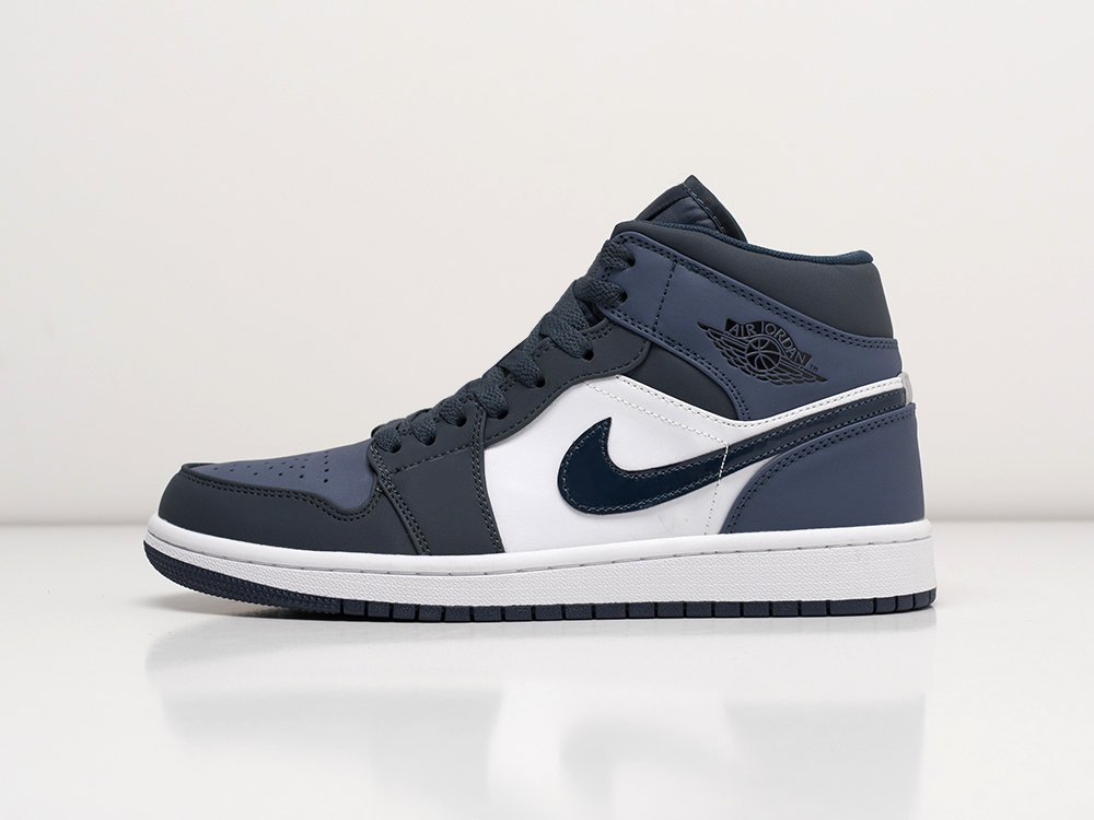 Кроссовки Nike Air Jordan 1 Mid