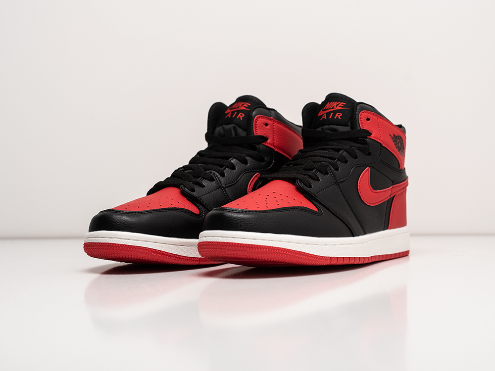 Кроссовки Nike Air Jordan 1 Mid