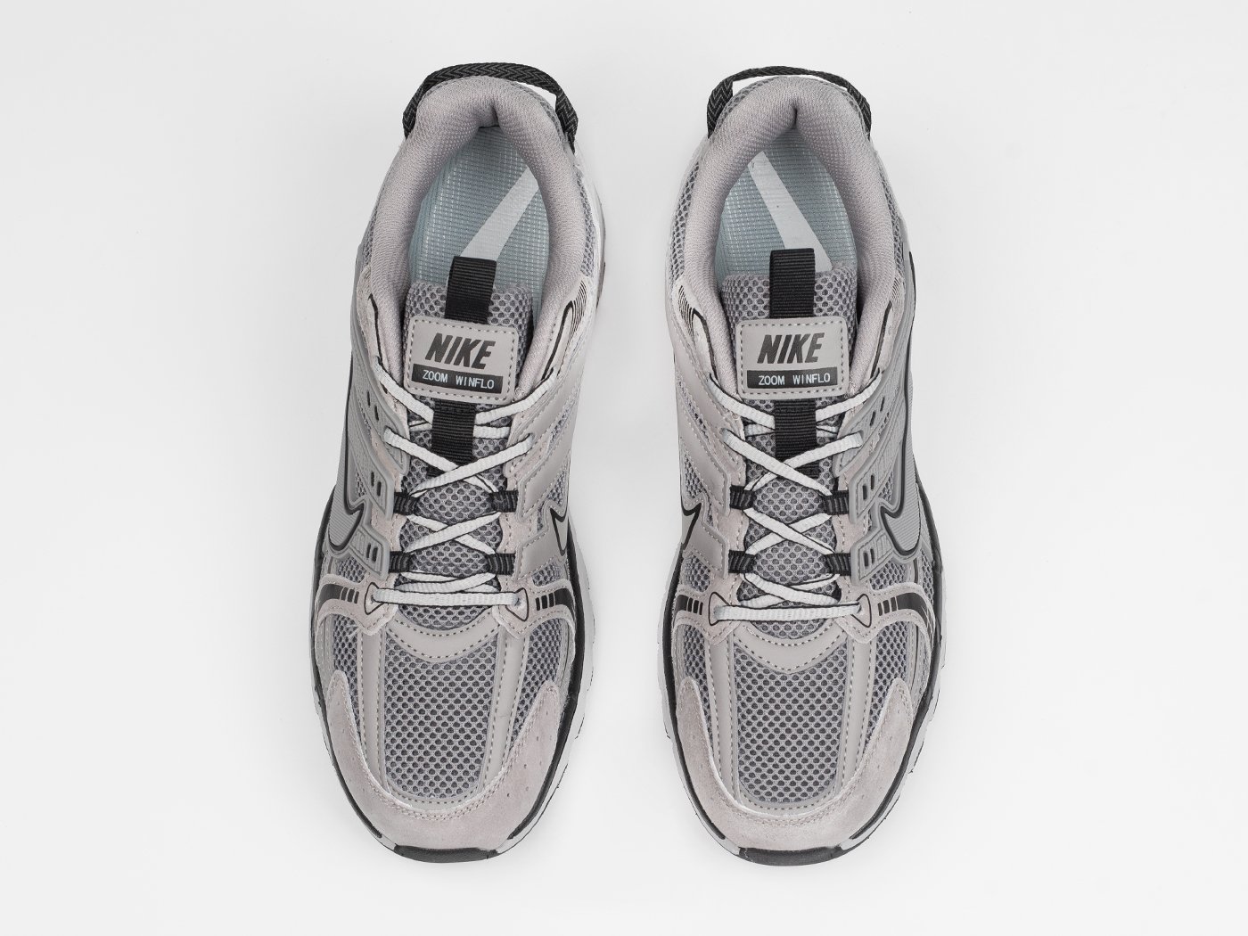 Кроссовки Nike V2K Run