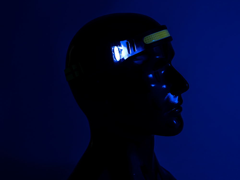 Налобный фонарик