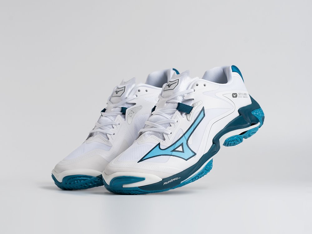 Кроссовки Mizuno Wave Lightning Z8