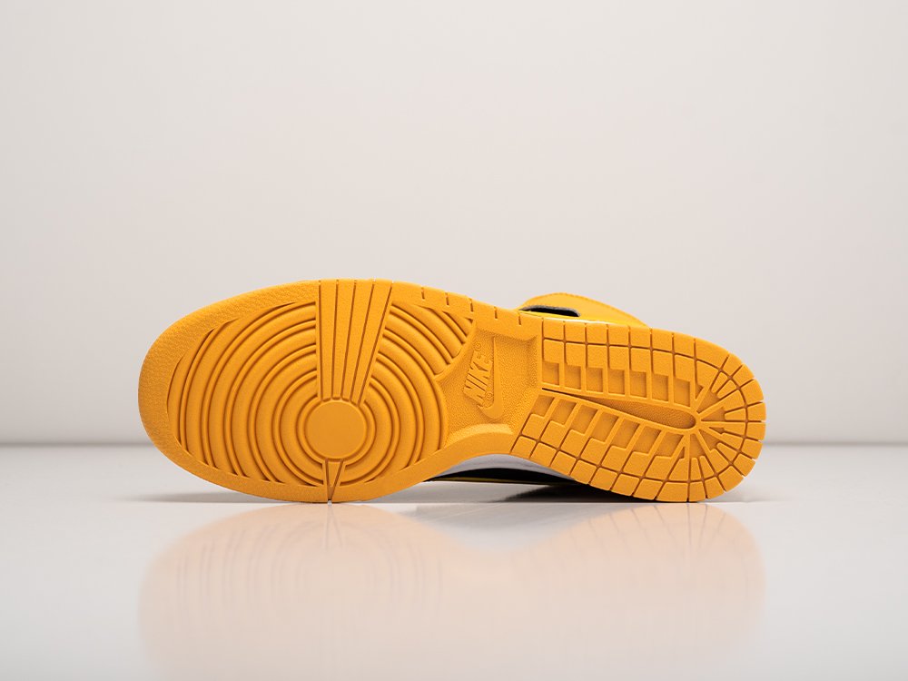 Кроссовки Nike Air Jordan 1 Mid