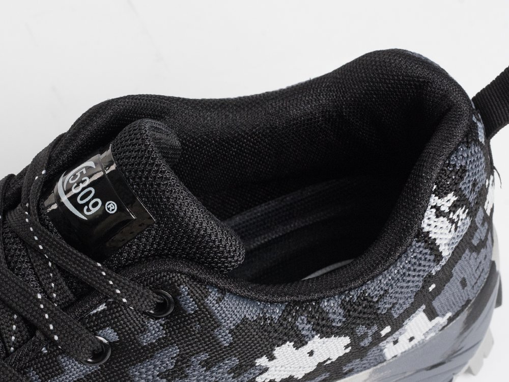 Кроссовки ONE