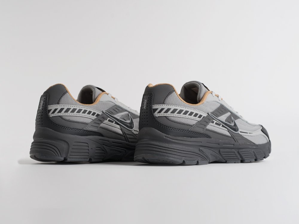 Кроссовки Nike Initiator