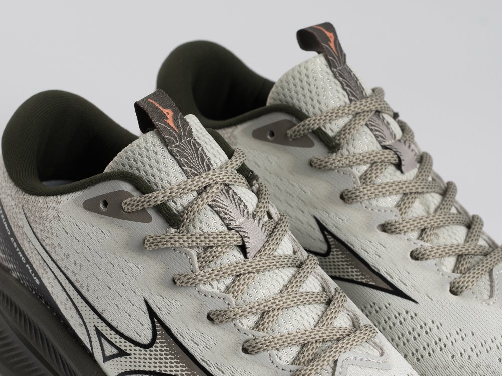 Кроссовки Mizuno ASTRO PLUS