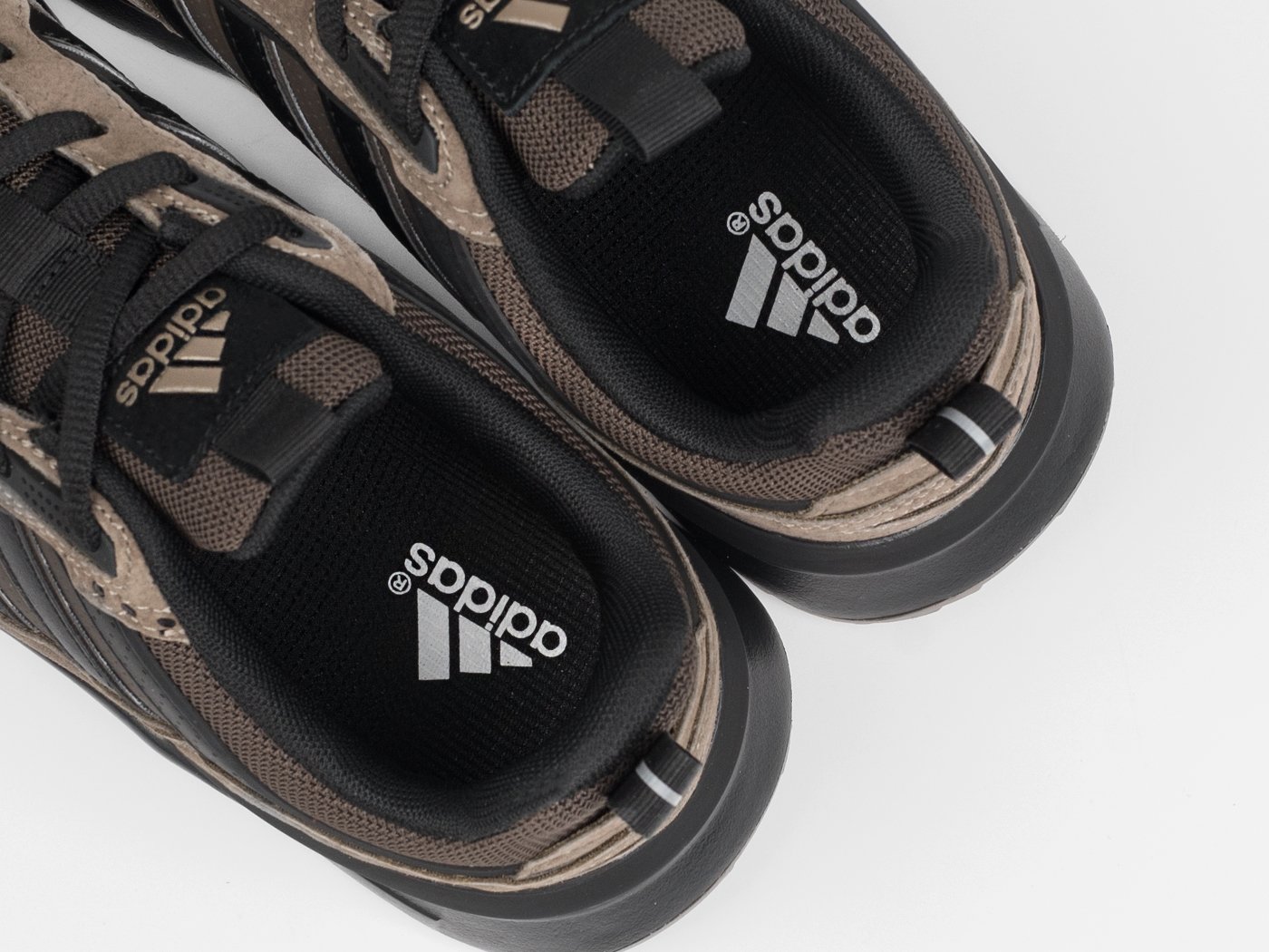 Кроссовки Adidas