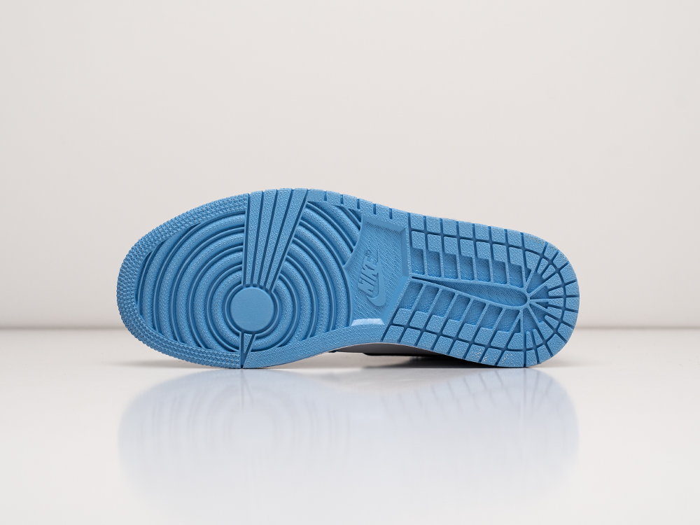 Кроссовки Nike Air Jordan 1 High