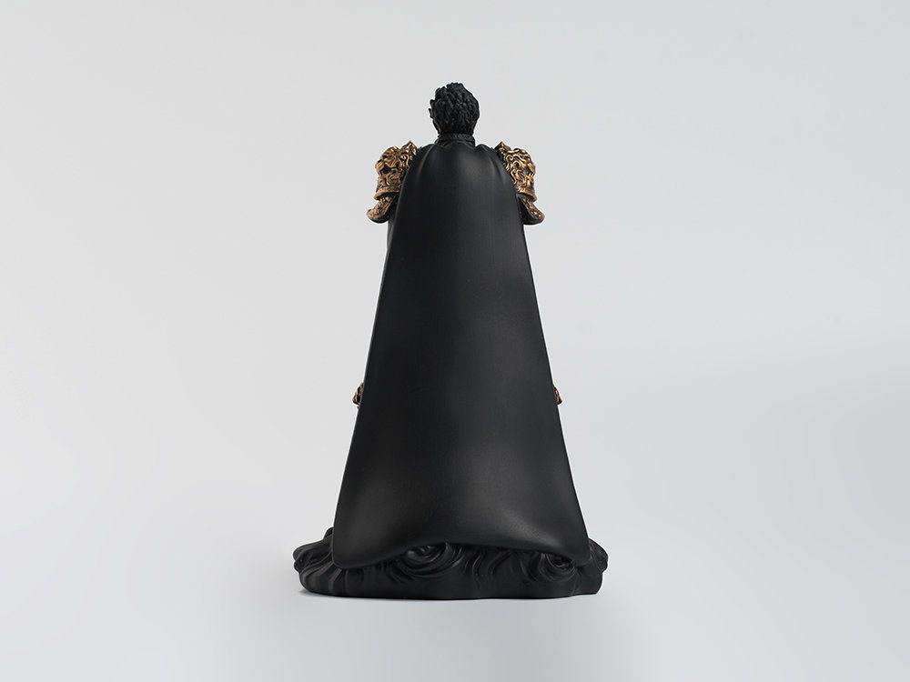 Фигурка - держатель