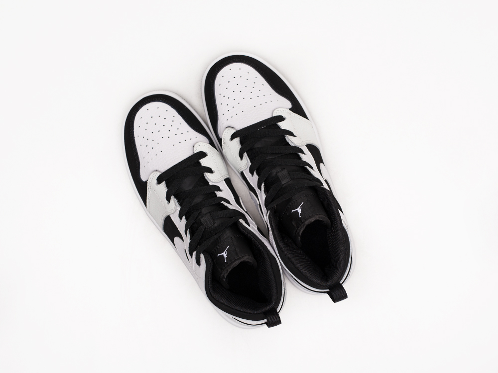 Кроссовки Nike Air Jordan 1 Mid