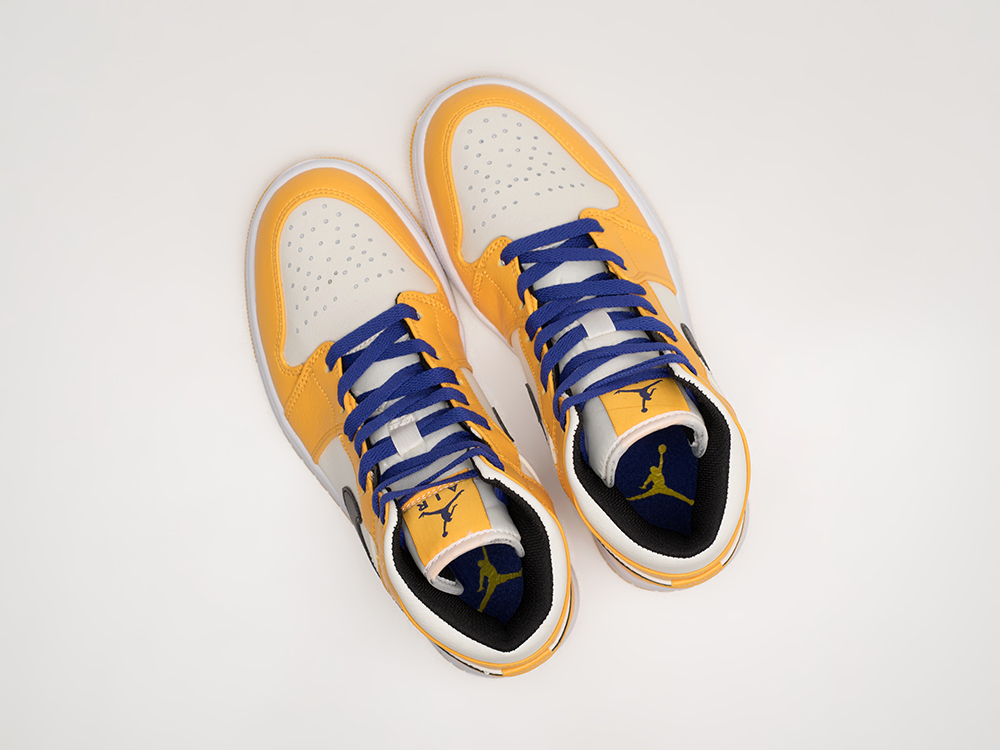 Кроссовки Nike Air Jordan 1 Mid